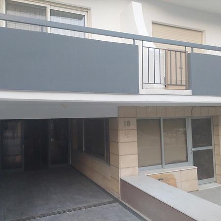 Sun Tower 101 Apartment ลิมาซอล ภายนอก รูปภาพ